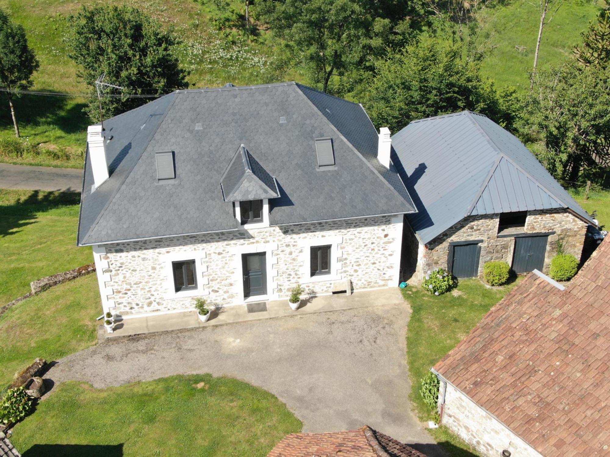 Maison Dans Ancien Corps De Ferme 4 A 6 Personnes Saint-Clement (Correze) Exterior foto